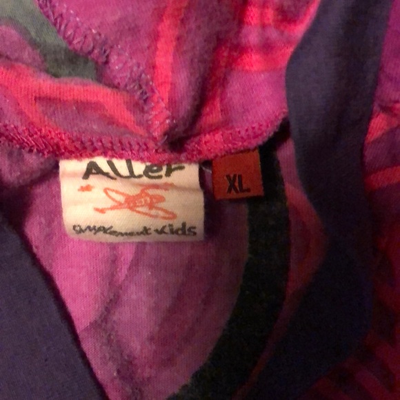 Tunic with Flair and a Hood - Picture 4 of 6